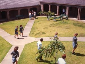 1985-School-Life