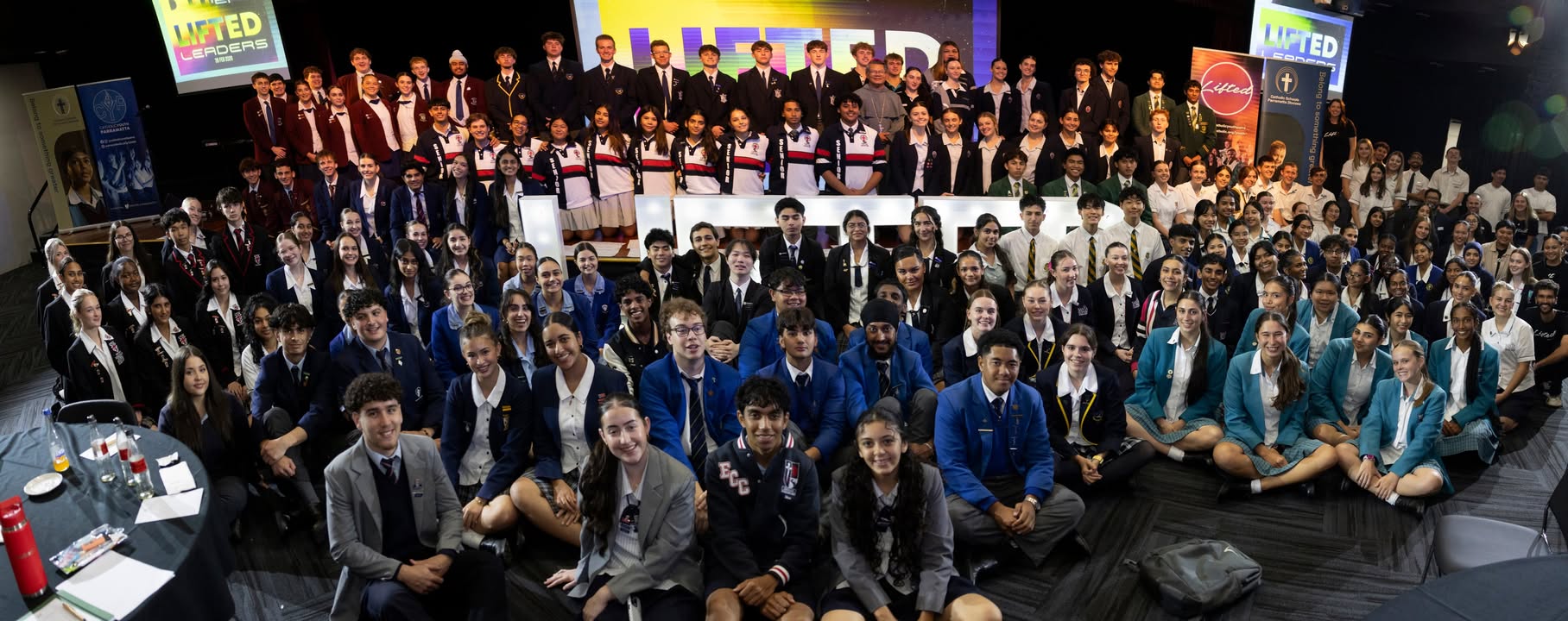 487763083351028_1512709574189702-1